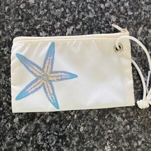 Starfish Wristlet NWOT